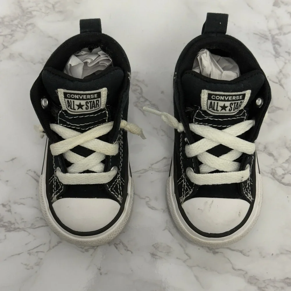 Converse Chuck Taylor All Star Hi-Top Sneaker Baby Toddler Size 5‎ Black White